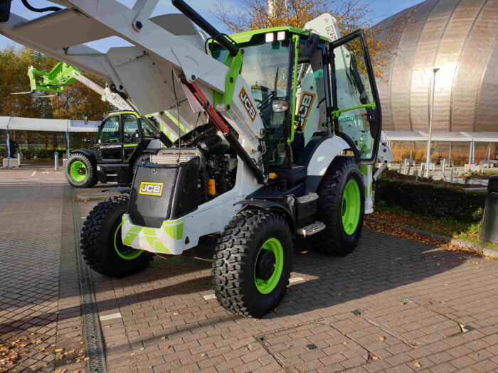 JCB hydrogen-powered tractor, due 2022 JCB hydrogen-powered tractor, due 2022